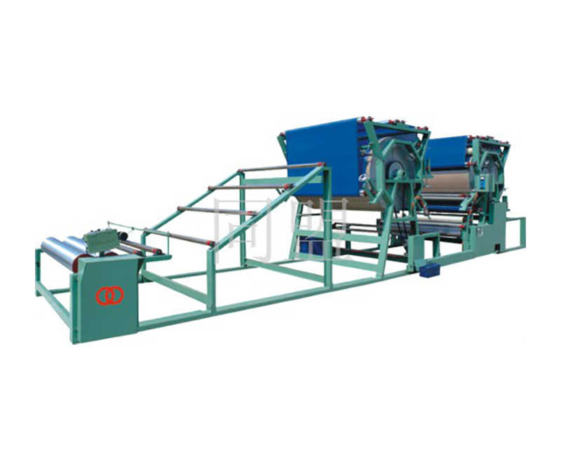 Vertical double large wheel single rubber groove mesh belt laminating machine.