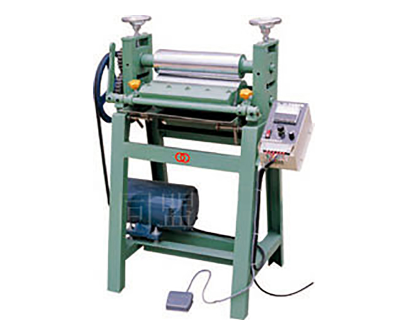 Small gluing machine